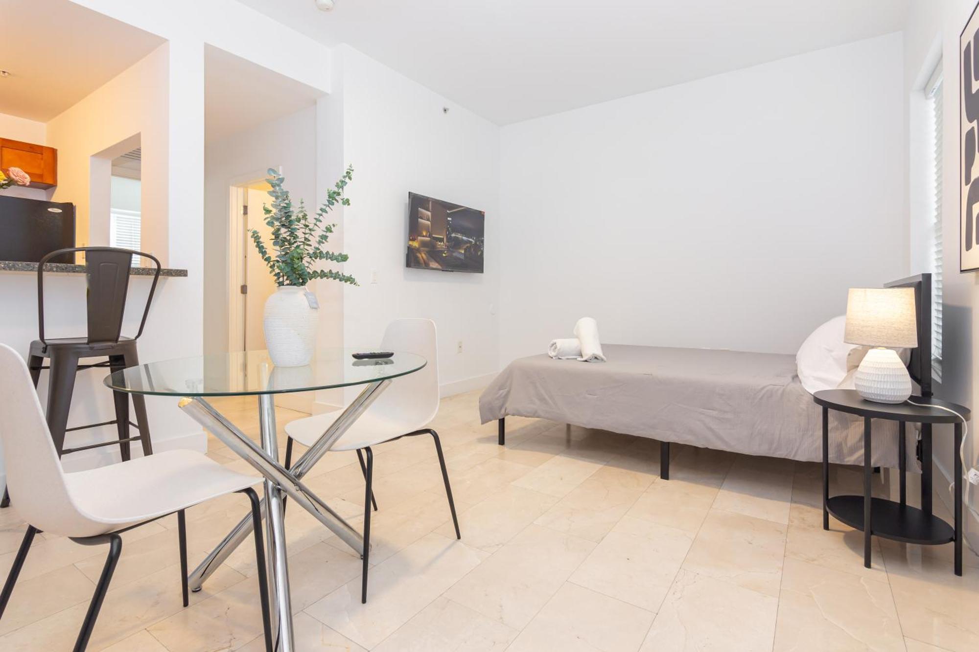 1 Bdrm Apartment - Heart Of Downtown - 5 Min To Wynwood Miami Buitenkant foto
